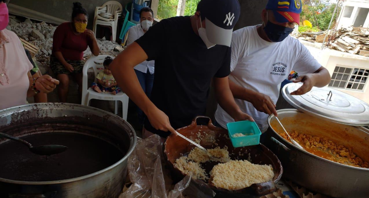 Destaca Héctor Astudillo apoyo a comedores sociales en Guerrero durante la pandemia