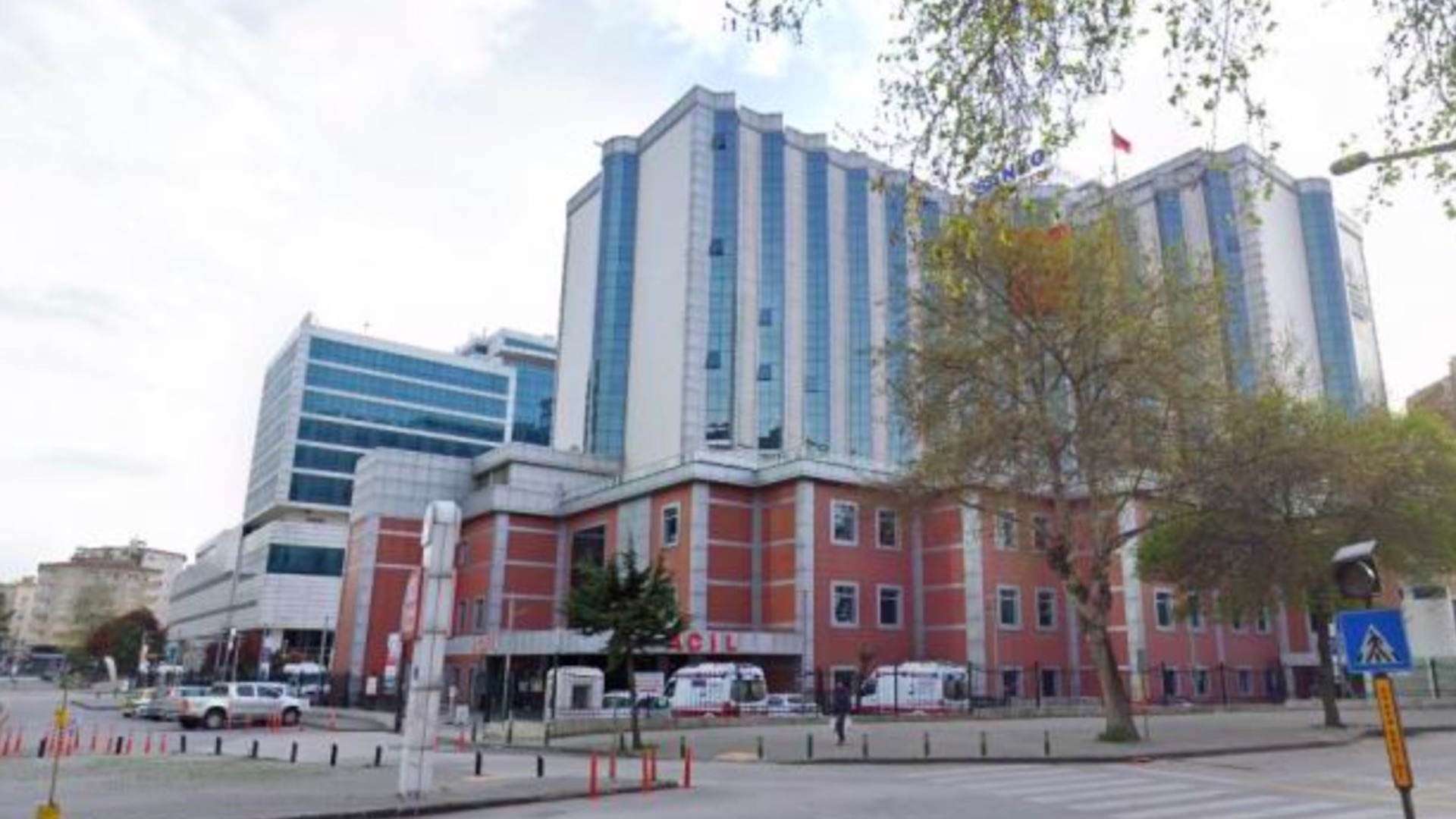 Explosión en hospital para atención de COVID-19 deja al menos nueve muertos en Turquía