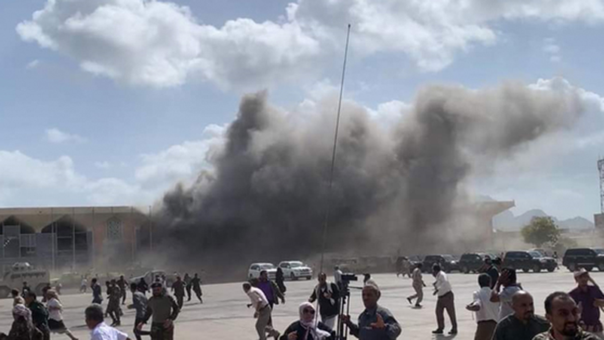 #Video Sube a 25 personas muertas y a 110 heridos víctimas por explosiones en aeropuerto de Yemen