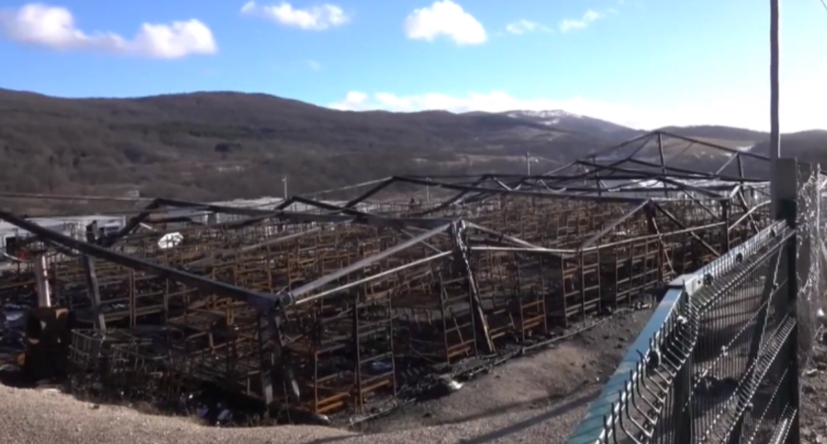 Unos 3 mil refugiados dejados a la intemperie en noroeste bosnio