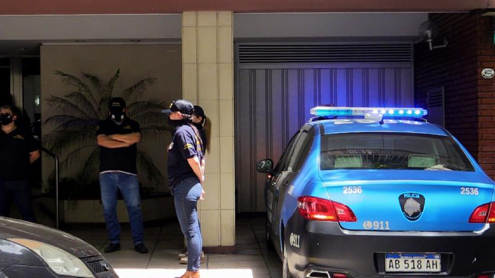 Allanan casa y consultorio de psiquiatra de Maradona en Buenos Aires