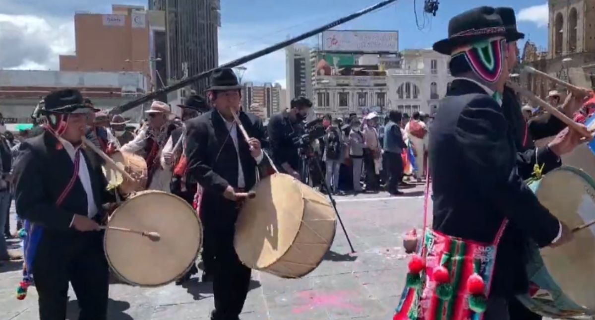 Bolivia recibe la energía de la abundancia en rituales de solsticio