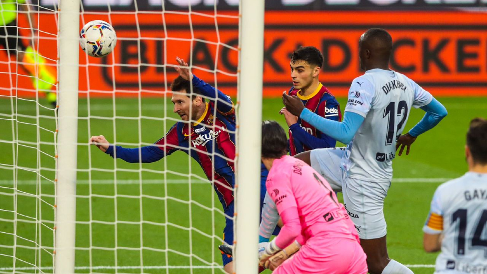 Messi iguala el récord histórico de Pelé de goles con un mismo club