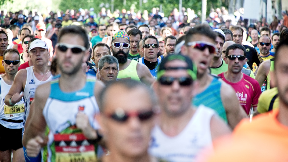 10 beneficios de entrenar fuerza para los corredores - maraton-corredores-general