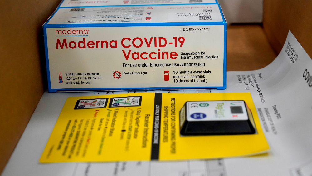 Trabajador de limpieza arruina mil 900 vacunas contra COVID-19 Trabajador de limpieza arruina mil 900 vacunas contra COVID-19