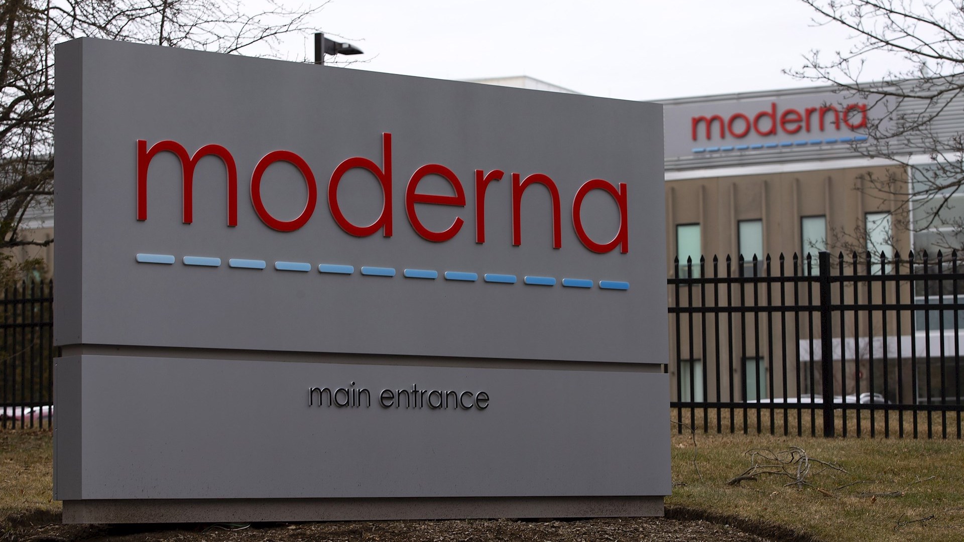 Moderna desarrolla vacuna que combina refuerzos contra COVID-19 y gripe - moderna
