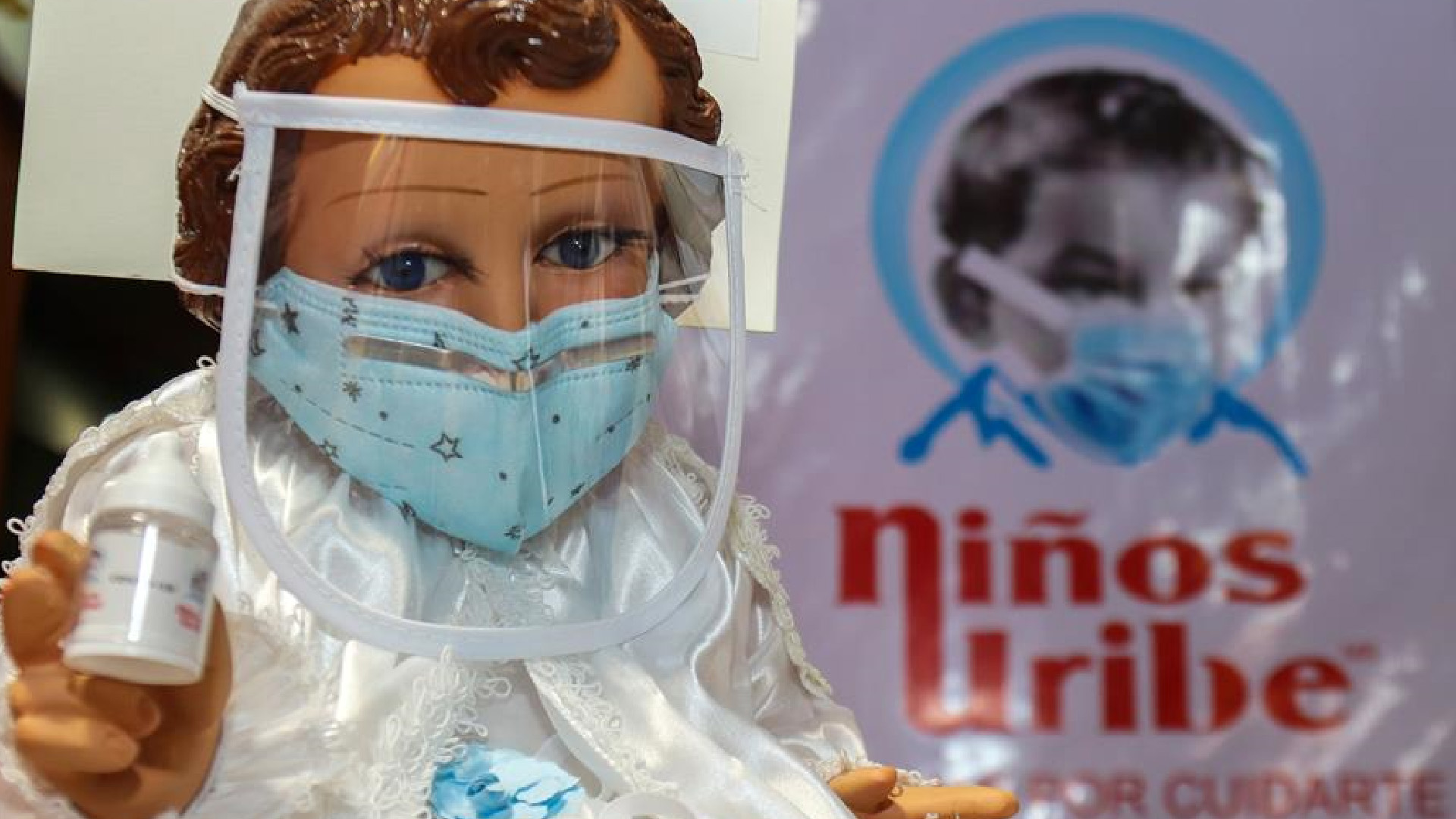 Venden Niño Dios con cubrebocas para concientizar a los fieles mexicanos sobre el COVID-19