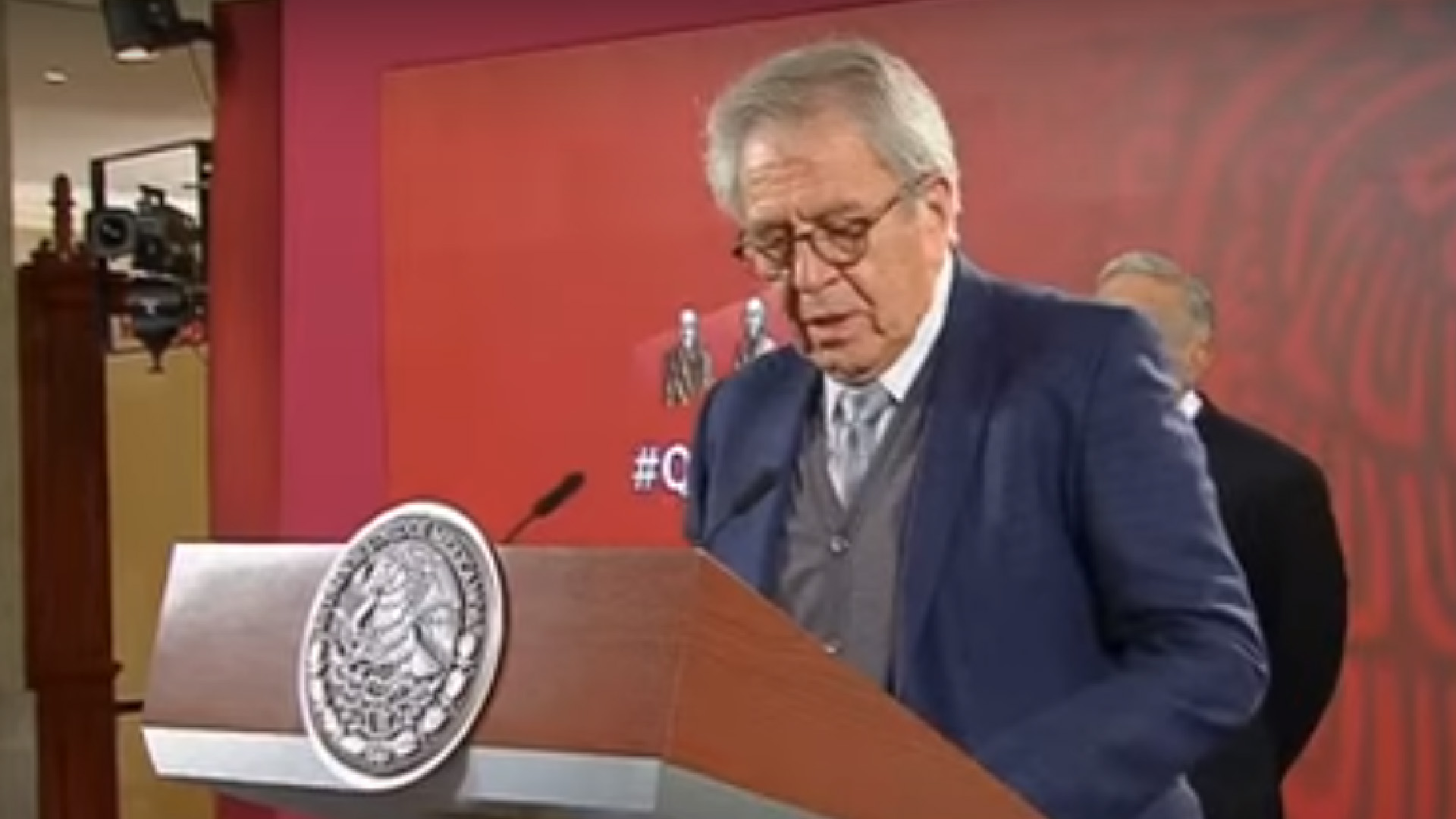 Pandemia de COVID-19 va “en camino a una solución”, asegura Jorge Alcocer