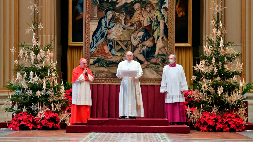 Papa Francisco pide en su mensaje de Navidad que todos tengan acceso a vacuna contra COVID-19