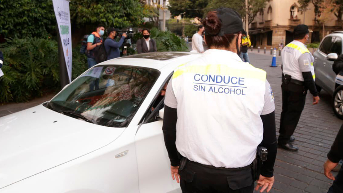 Arranca en Ciudad de México alcoholímetro decembrino; operará las 24 h