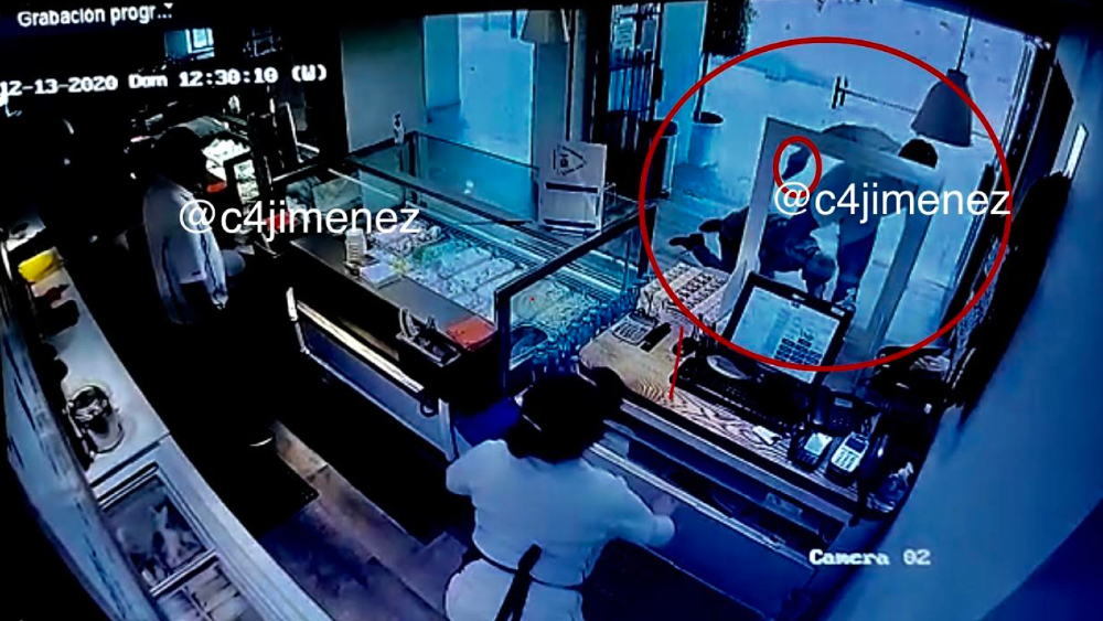 #Video Asaltan a canadiense en Masaryk, en Polanco, y le roban reloj de 15 mil dólares