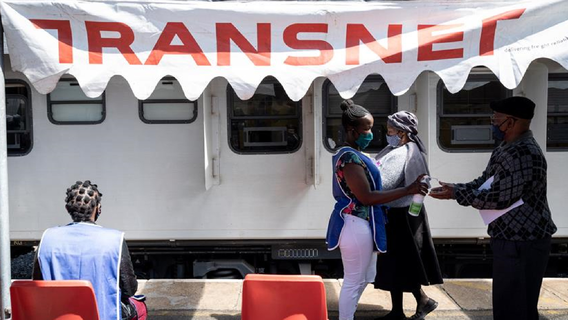 Sudáfrica supera el millón de casos de COVID-19 y afronta nueva variante de coronavirus