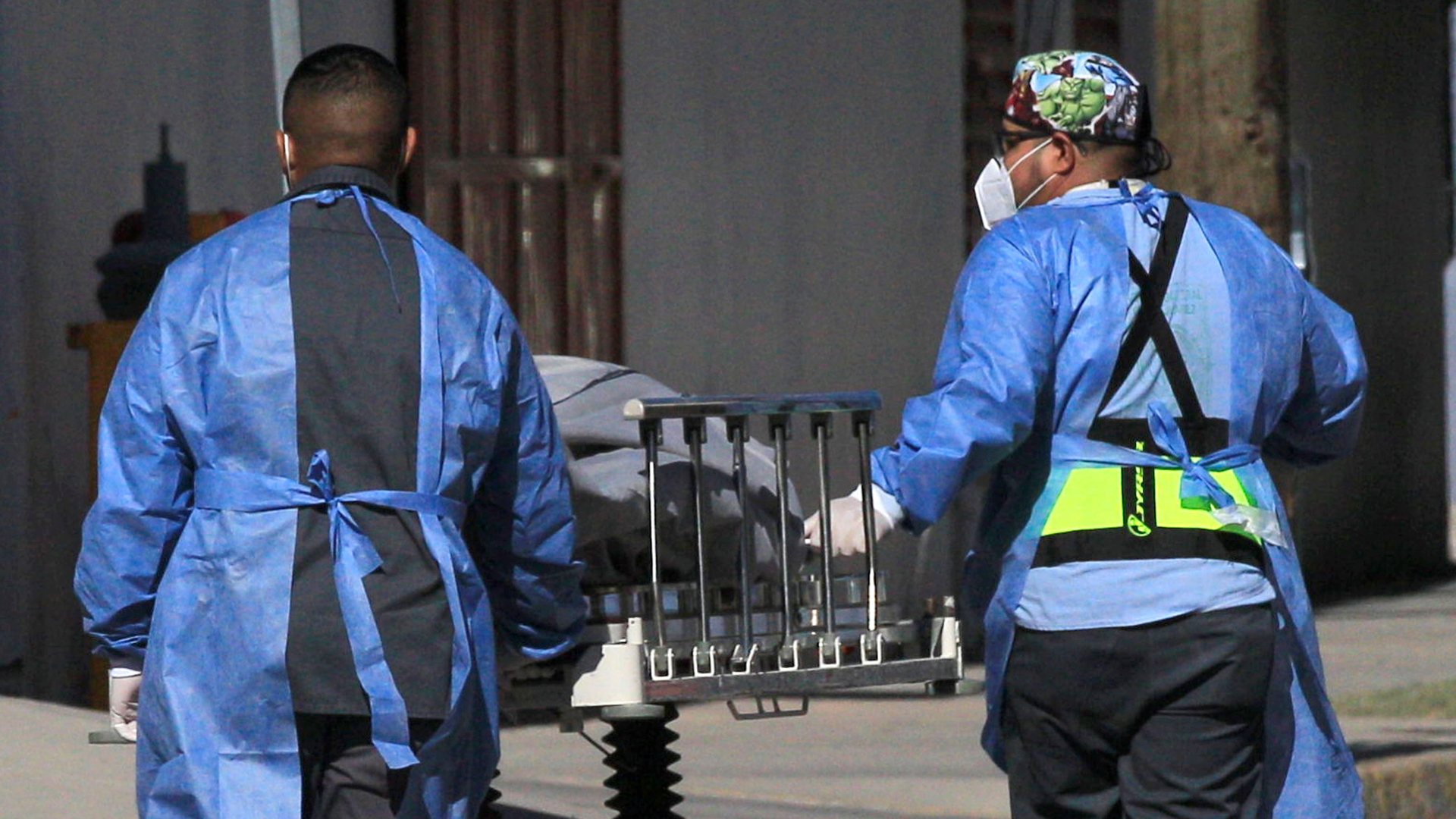 México supera las 110 mil muertes por COVID-19 México supera las 110 mil muertes por COVID-19