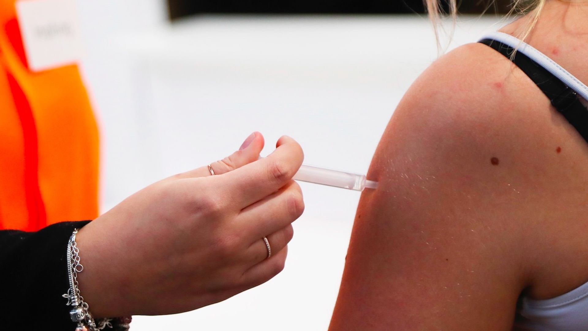 Sedena y Marina habilitarán sus instalaciones para aplicación de la vacuna contra COVID-19