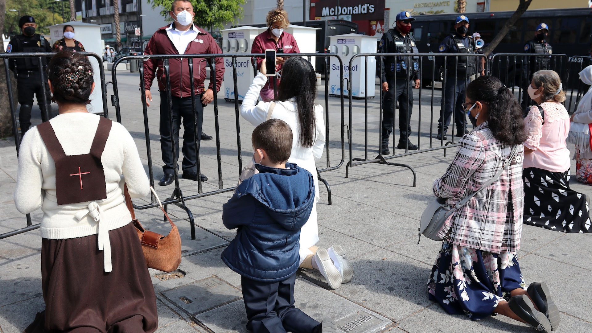 La Virgen de Guadalupe, confinada en su día grande