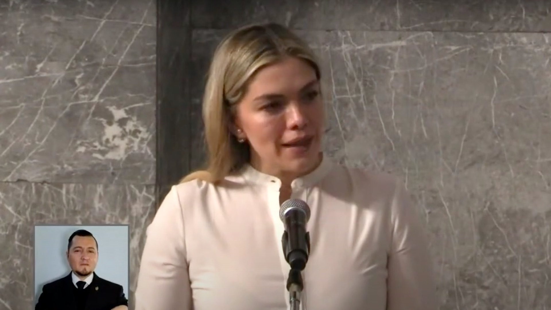 “Aristóteles vive en sus ideales, en sus obras”, asegura viuda del exgobernador Sandoval