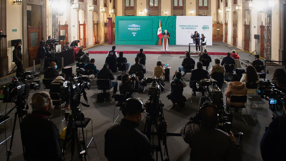 Presentarán protocolo para contagios de COVID-19 en Presidencia; “yo me cuido”, afirma López Obrador Presentarán protocolo para contagios de COVID-19 en Presidencia; “yo me cuido”, afirma López Obrador