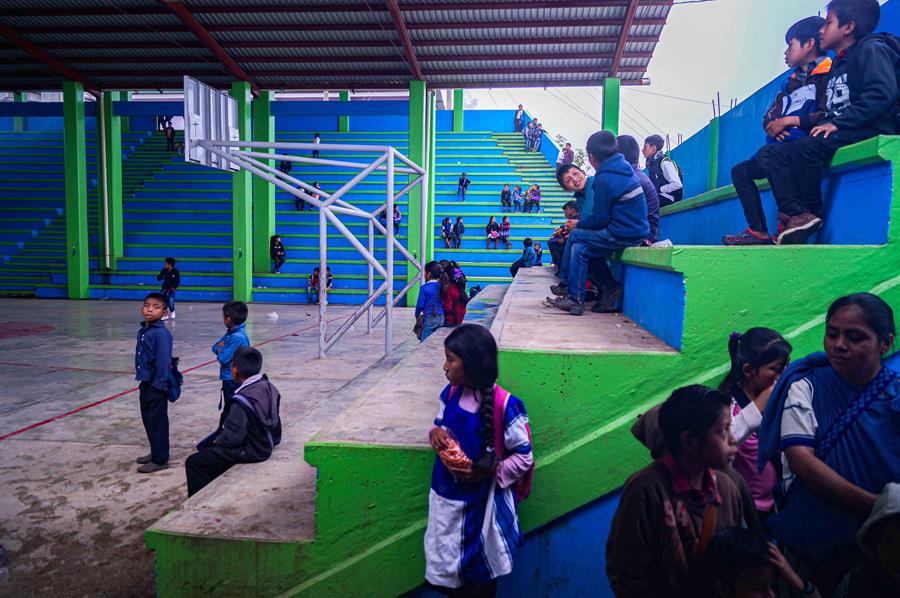 Continúan clases presenciales en Chiapas pese a regreso al Semáforo Amarillo - b8af22e5dc849c4b1220547abef70dfbb0a4c068w