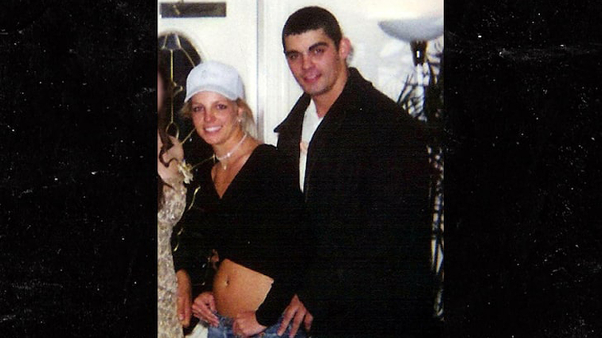 Exesposo de Britney Spears participó en marcha pro-Trump hacia el Capitolio - britney-spears-y-jason-alexander