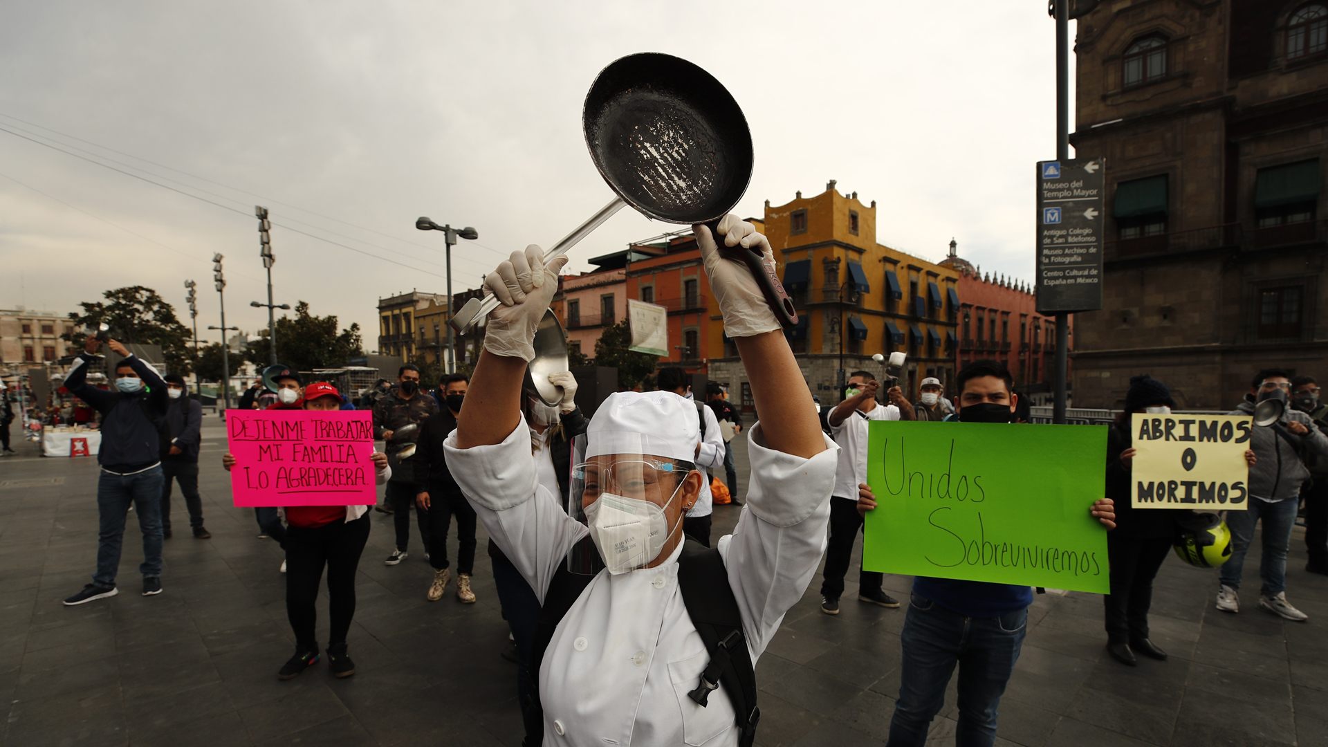 Restaurantes en CDMX convocan a nuevo cacerolazo para apertura en interiores