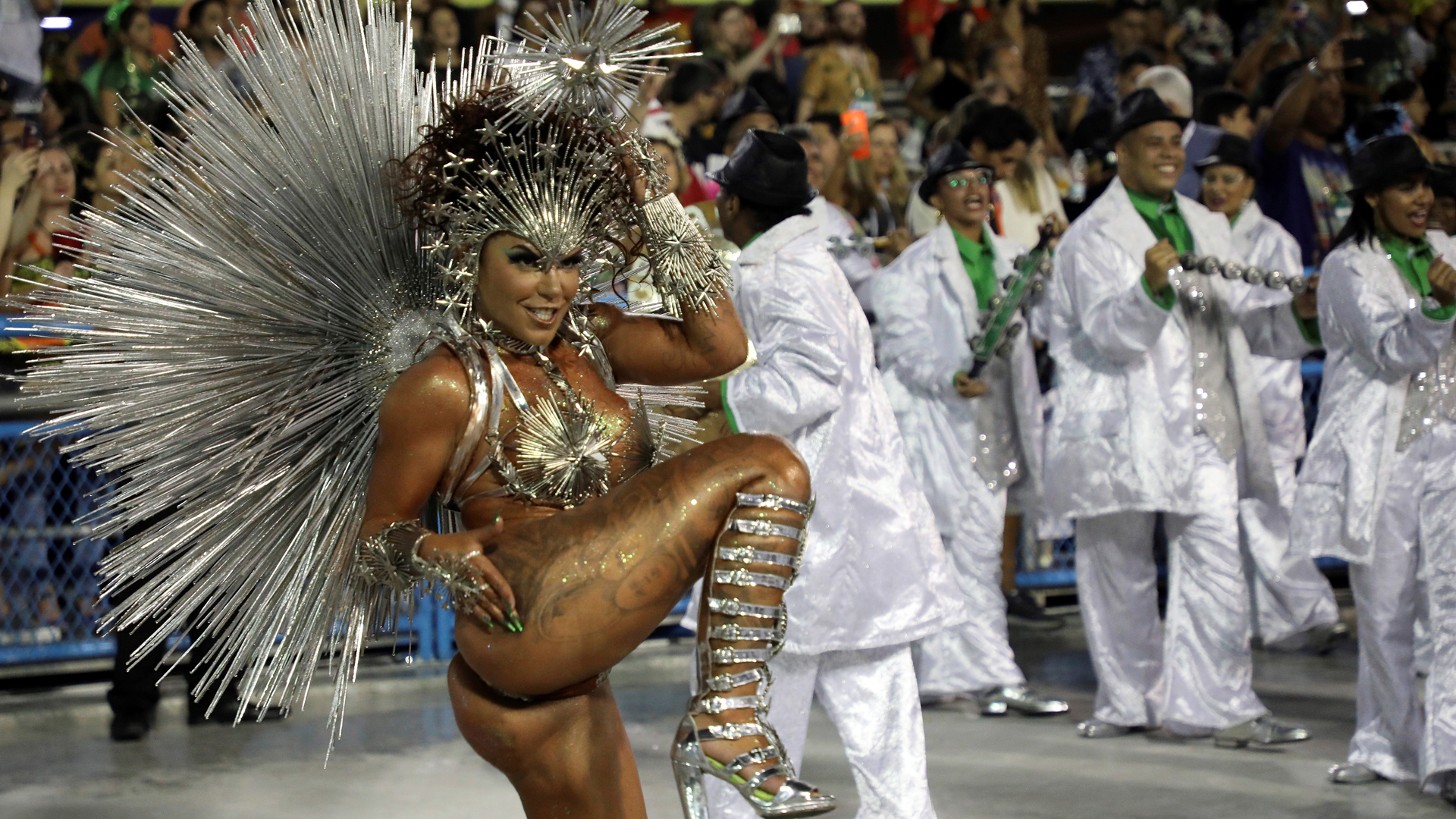 Suspenden Carnaval de Río de Janeiro por pandemia de coronavirus