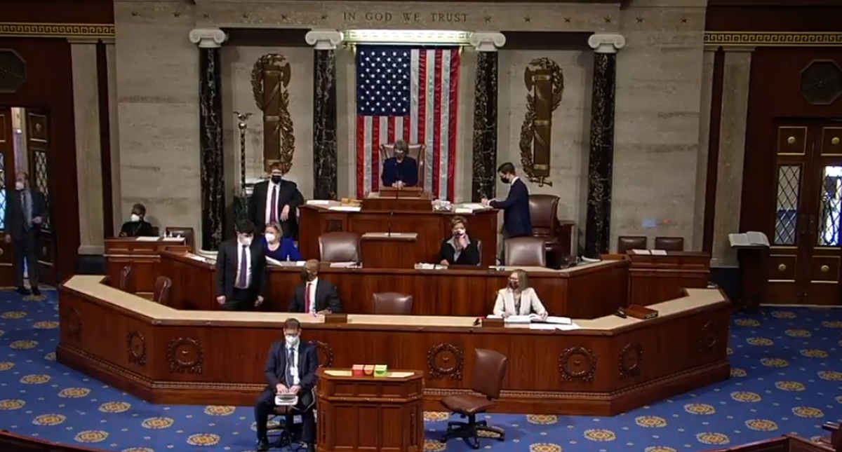 Cámara de Representantes apoya iniciar proceso de juicio político y destitución de Donald Trump