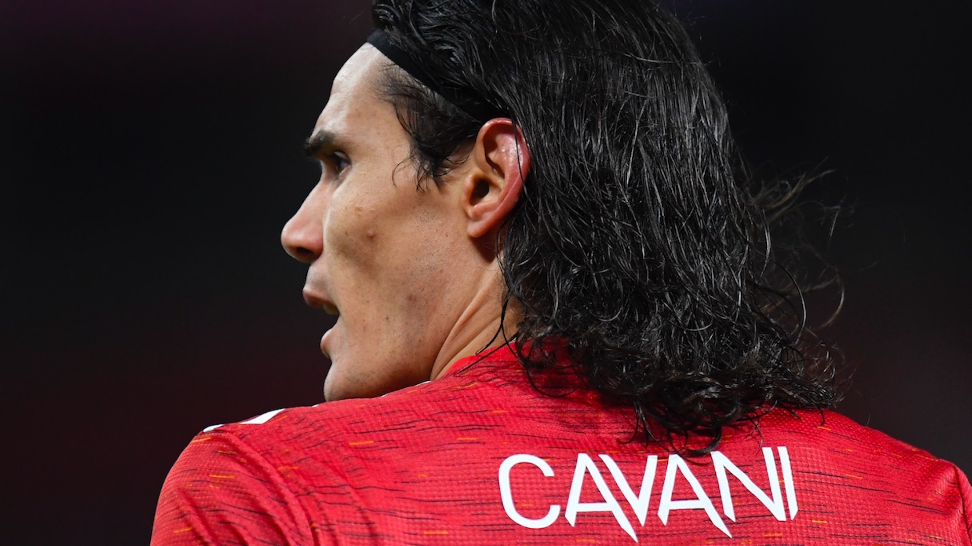 Uruguay muestra su apoyo a Cavani tras sanción por comentario presuntamente racista