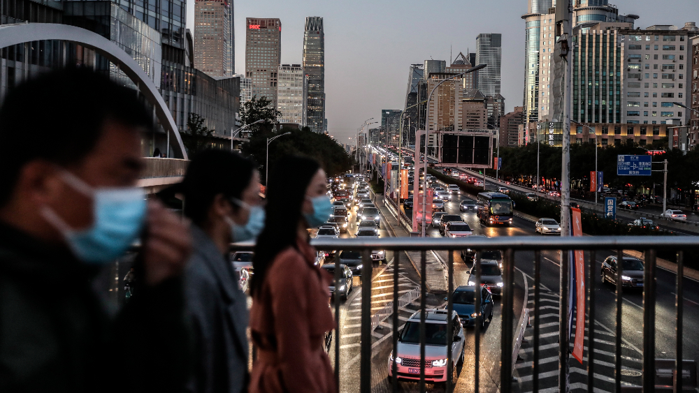 China dice que el coronavirus se encontró en muchas partes en otoño de 2019