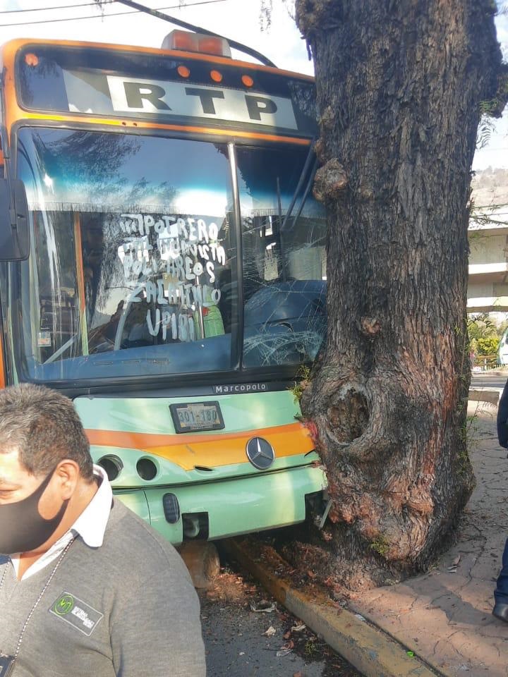 Choque de RTP contra árbol en la GAM deja 8 heridos - choque-de-rtp-contra-arbol