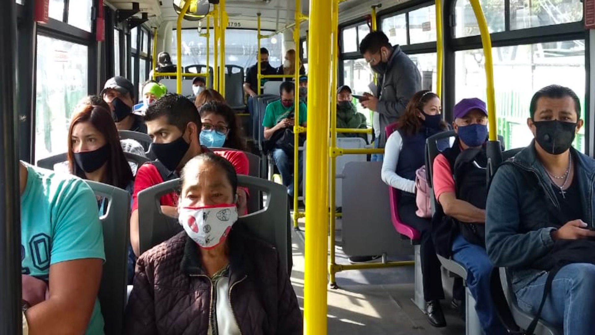 En México, en las últimas 24 horas, se registraron 7 mil 594 casos nuevos de COVID-19 y 662 muertes