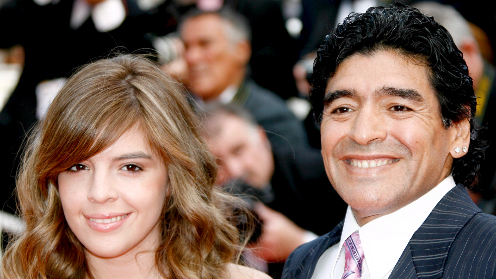 Herederos de Maradona pueden “vivir toda su vida sin trabajar”, según su abogado