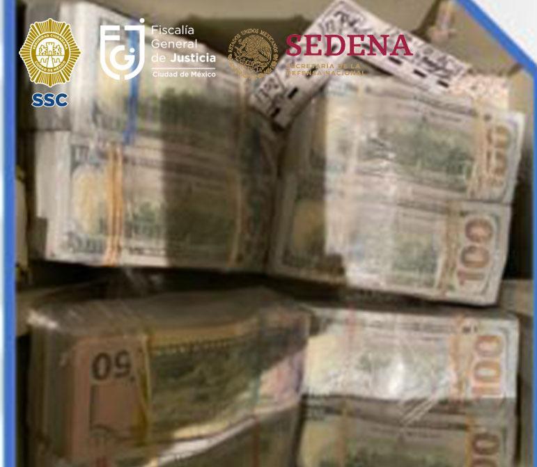 Detienen en CDMX a presuntos miembros de banda de 'El Costeño' con un mdp - dolares-decomisados-a-presuntos-miembros-de-banda-delictiva-en-cdmx