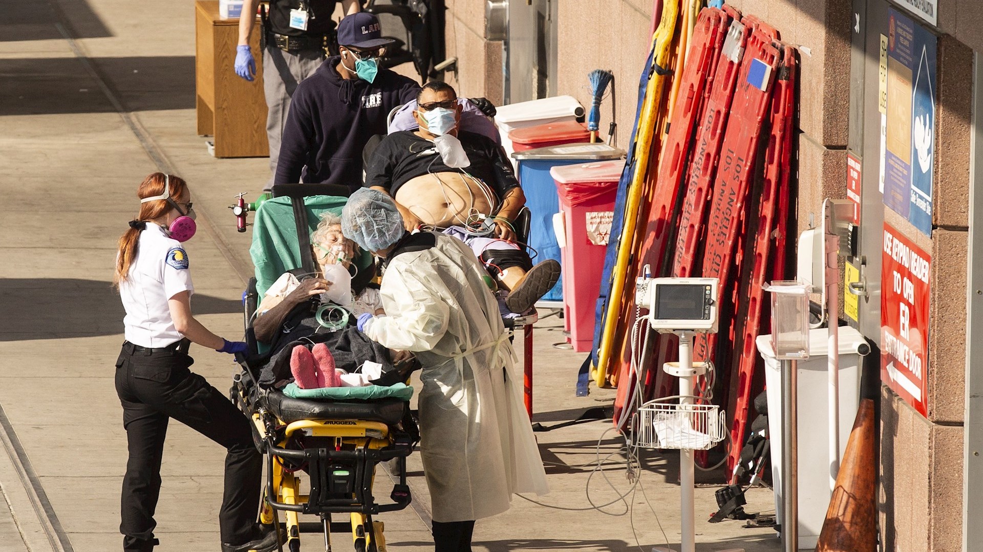 Estados Unidos se acerca a los 25 millones de contagios por COVID-19