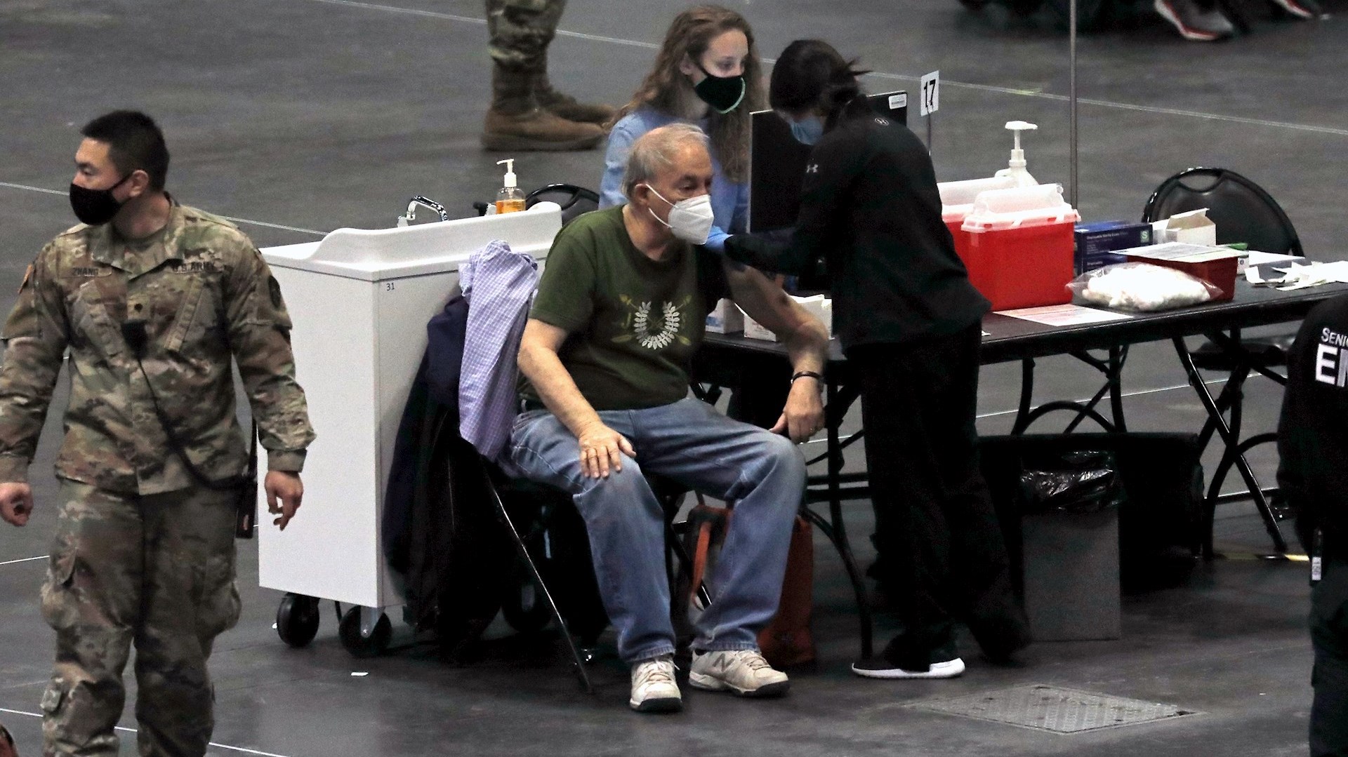 Suma EE.UU. 409 mil 667 muertes y 24 millones 611 mil casos de COVID-19