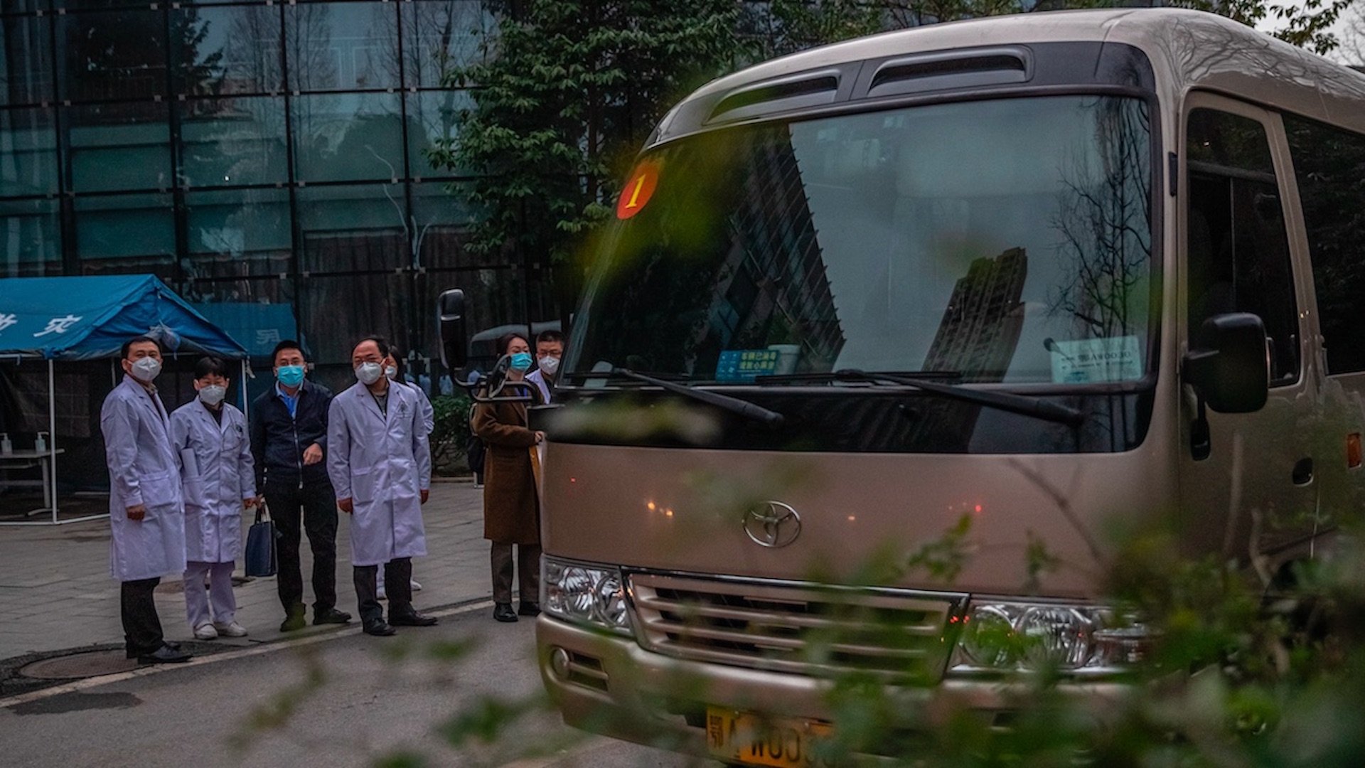 Expertos de la OMS continúan investigación sobre COVID-19 en China; visitan otro hospital de Wuhan que trató primeros casos