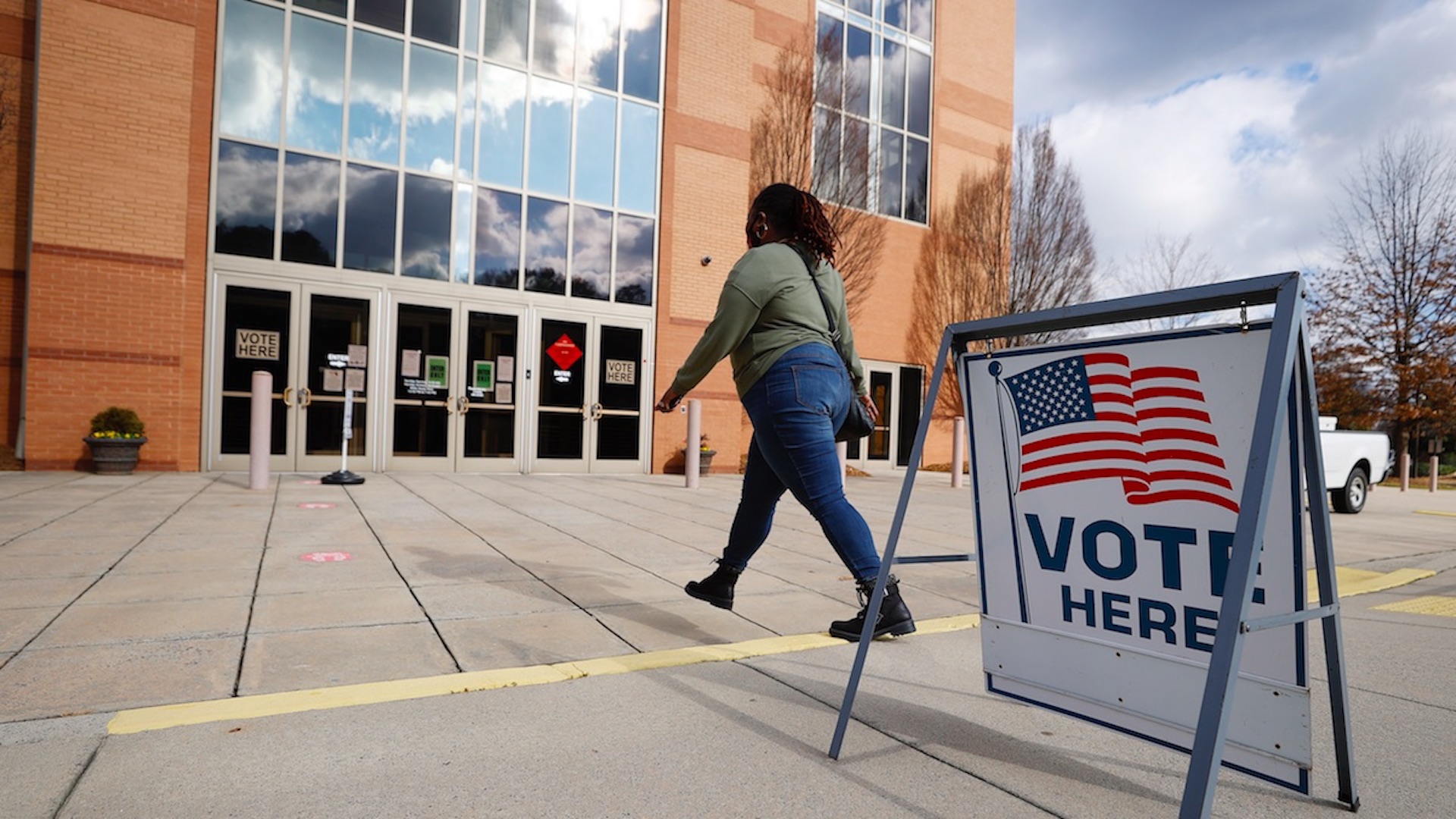 Elecciones al Senado en Georgia concluyen sin incidentes Elecciones al Senado en Georgia concluyen sin incidentes