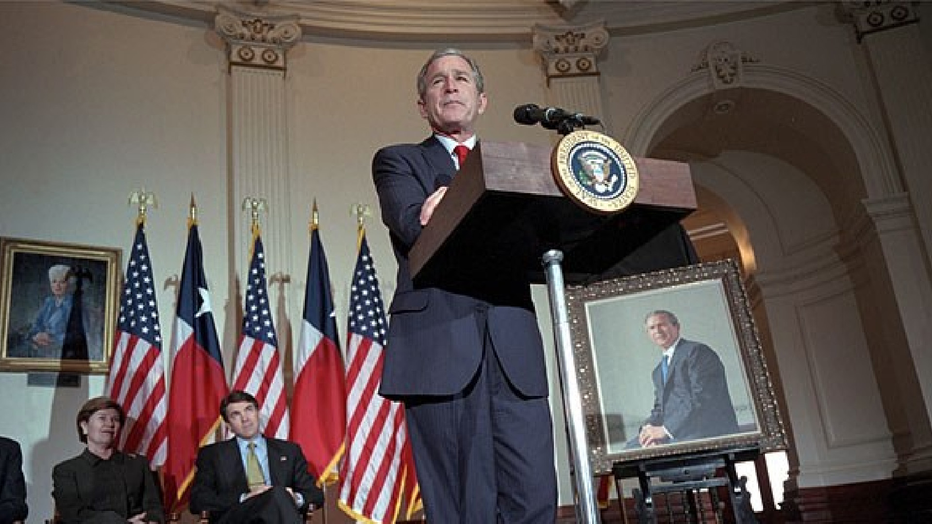 Asalto a Capitolio, propio de una “república bananera”, critica George W. Bush