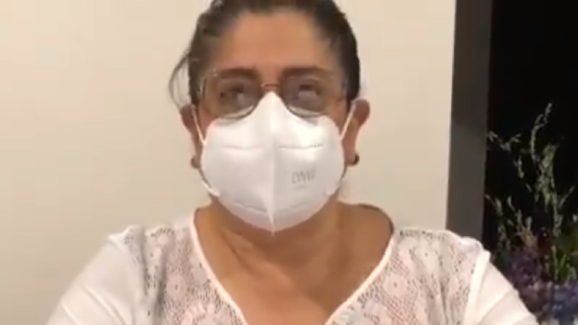 IMSS investigará falta de vacunación para médicos de primera línea contra COVID-19 tras denuncia de influyentismo