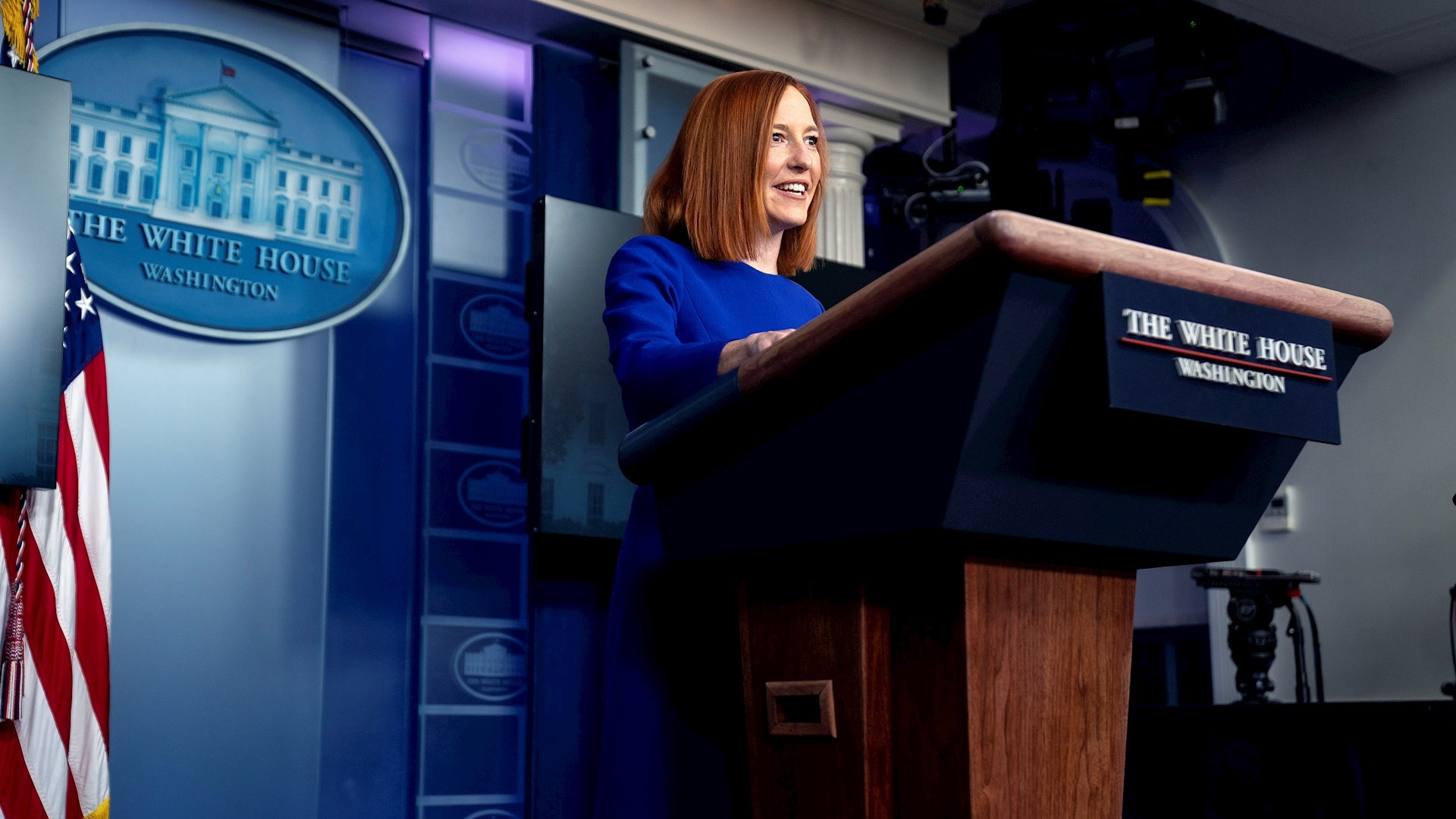 Nueva portavoz de la Casa Blanca garantiza transparencia y “respeto profundo” a la prensa