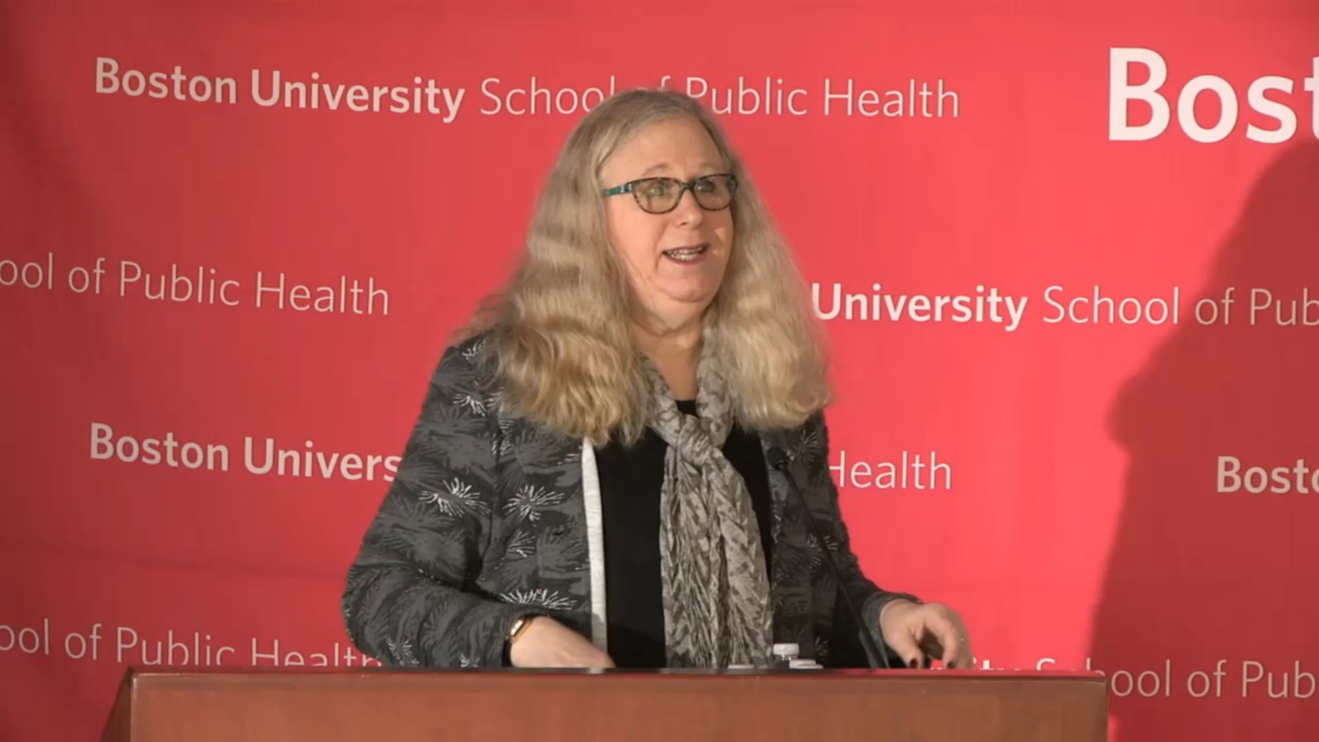 Biden nomina por primera vez en la historia a mujer transgénero a alto cargo en EE.UU.