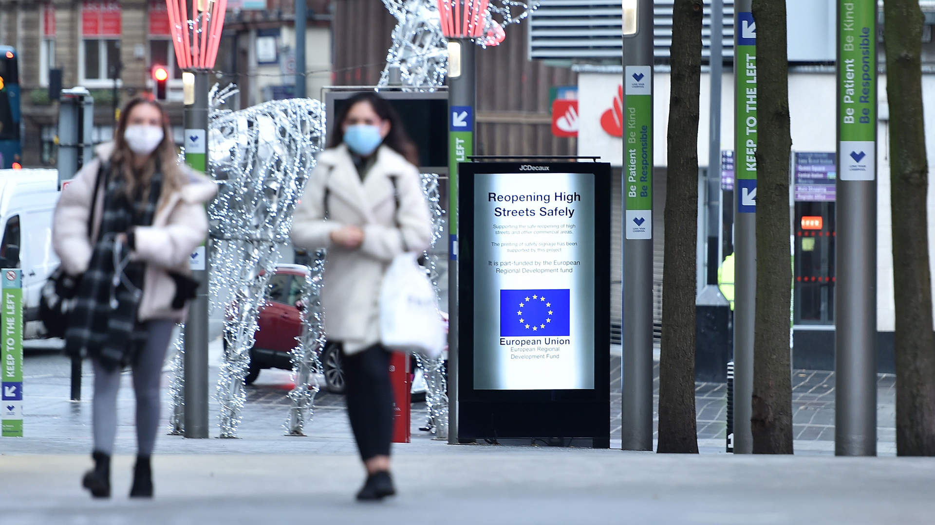 Una de cada 50 personas en Inglaterra tenía coronavirus la semana pasada
