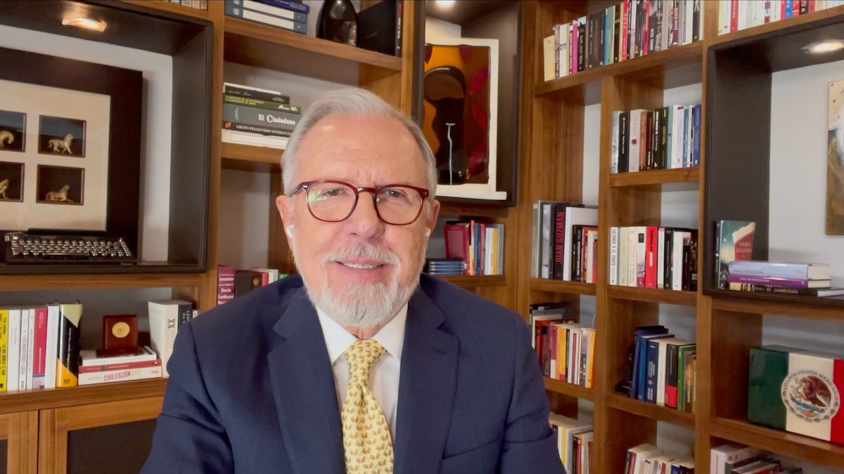 ¡Las Noticias! López Obrador permanece confinado y con síntomas leves