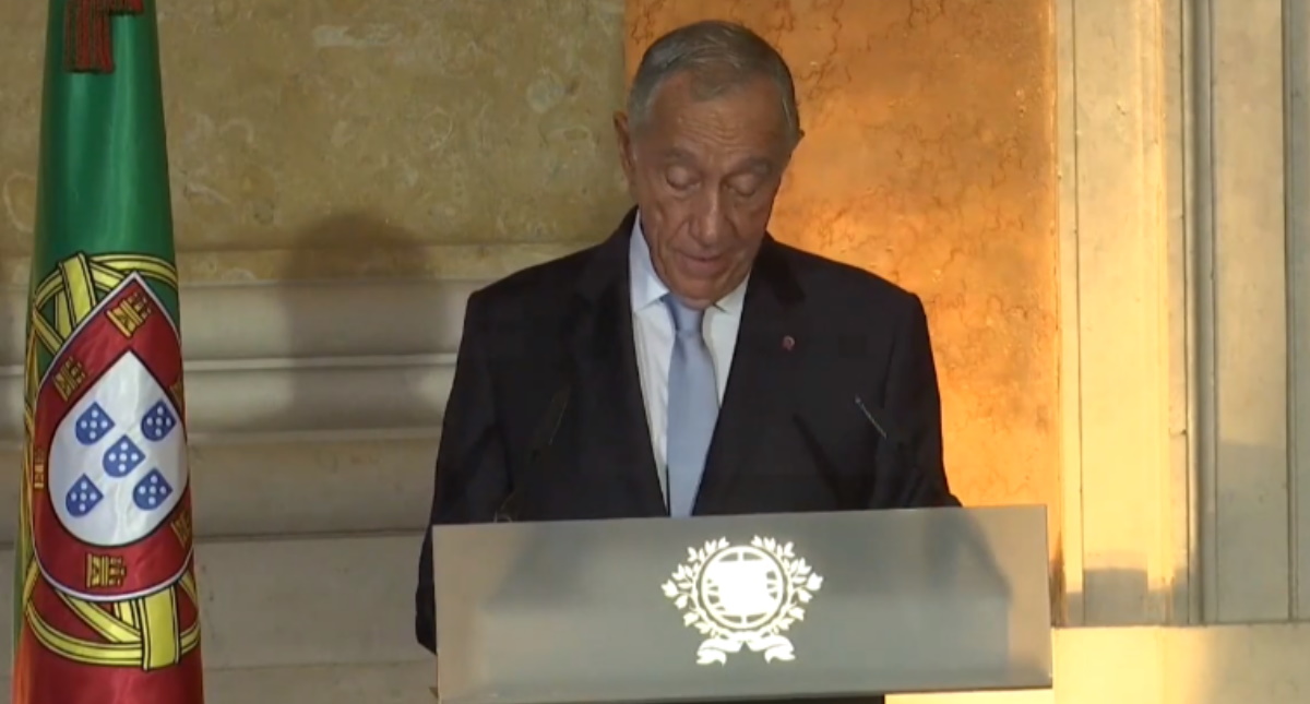 Rebelo de Sousa gana las presidenciales, con el 32 por ciento de votos escrutados