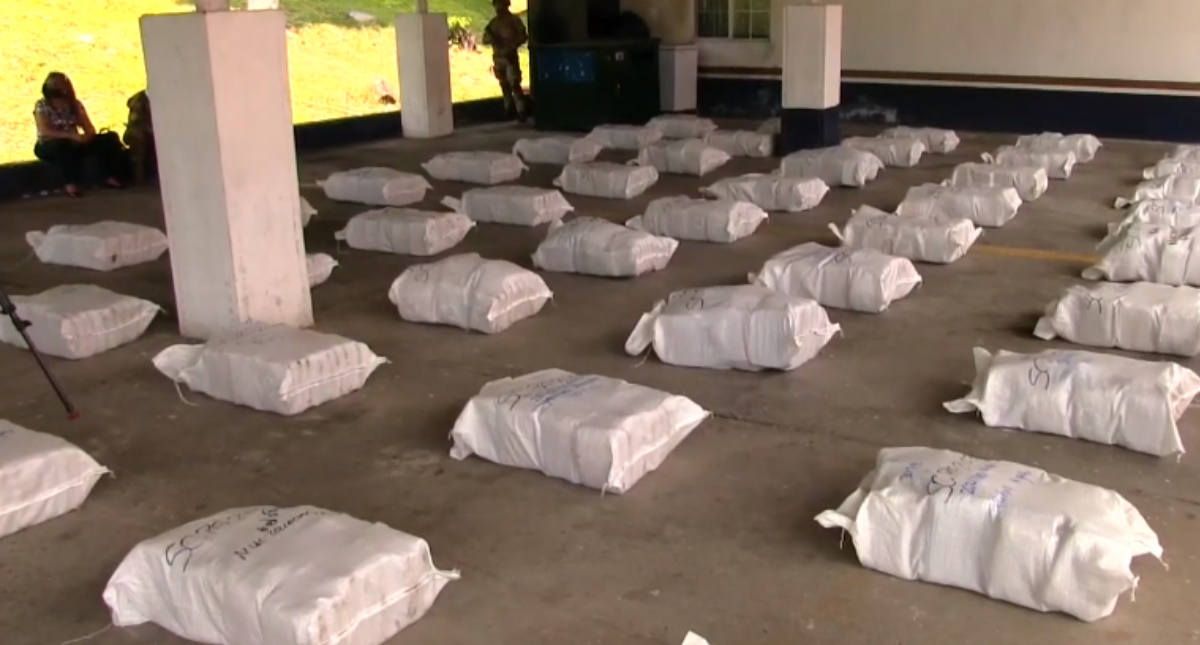 Autoridades panameñas incautan más de una tonelada de droga