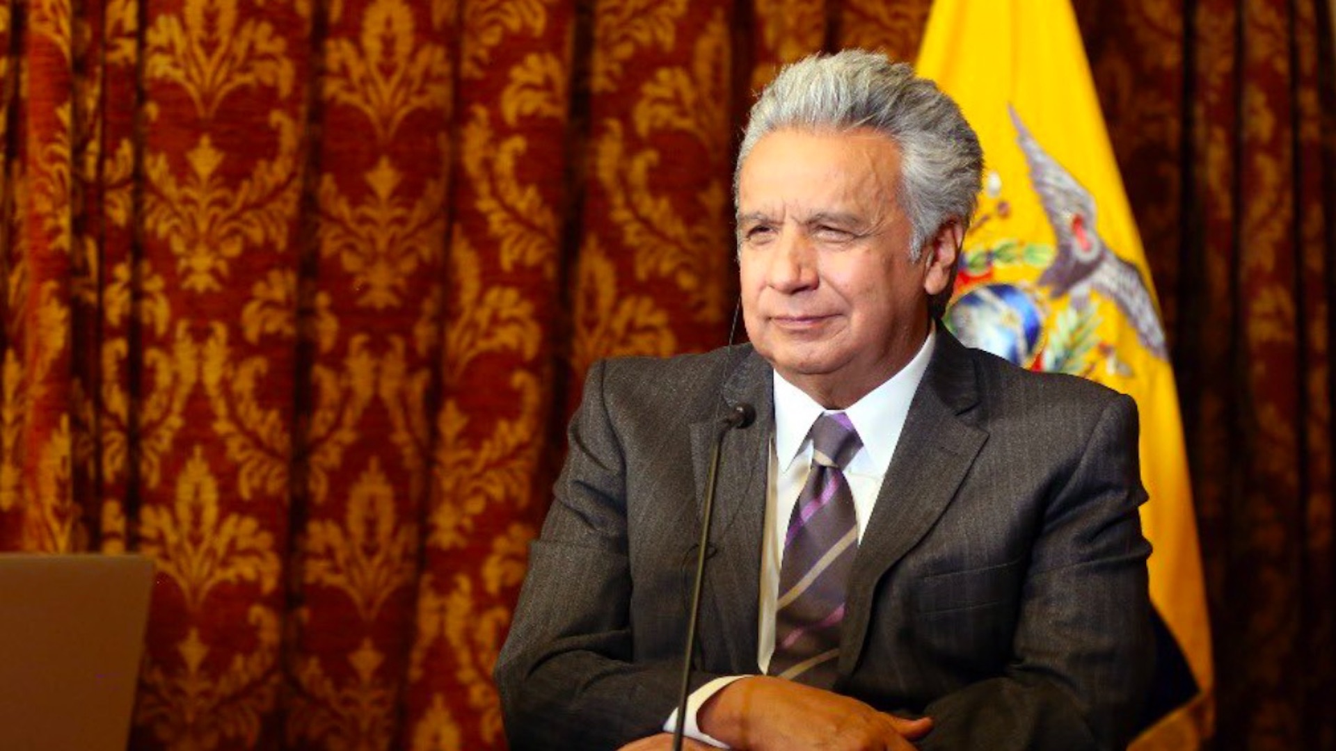 Avión de Lenín Moreno aterriza de emergencia en Estados Unidos tras desperfecto