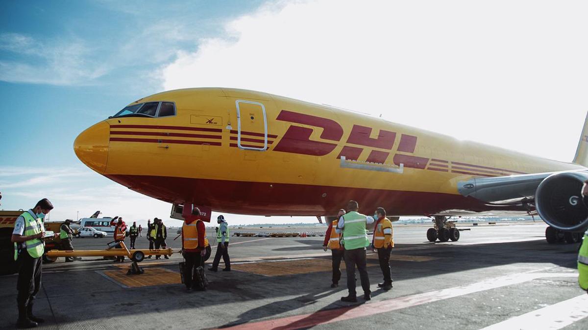 Llega a México gran cargamento de 430 mil vacunas contra COVID-19