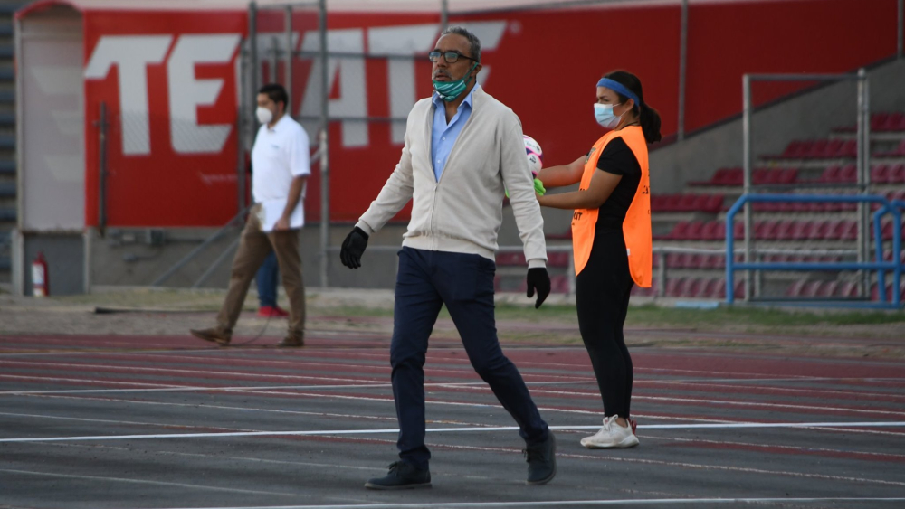 Murió el técnico de Santos Laguna Femenil por COVID-19