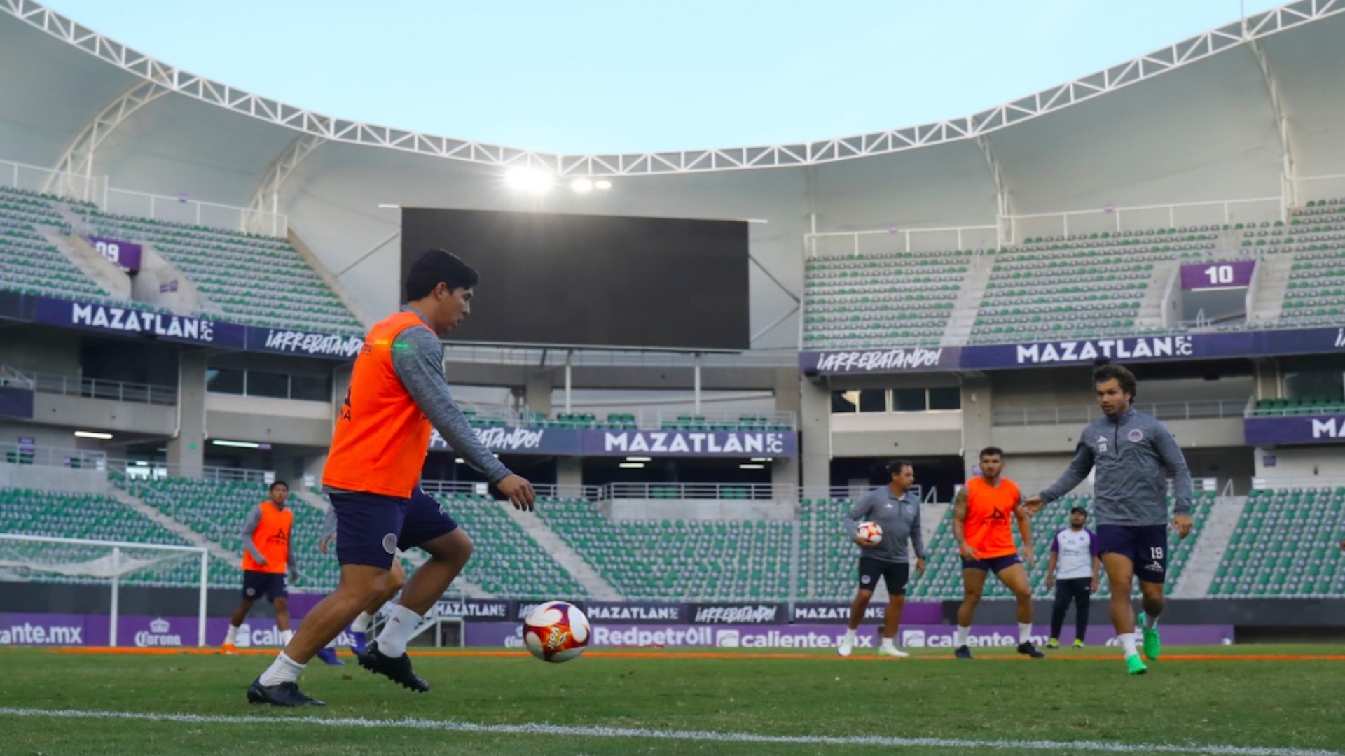 Mazatlán jugará con público en el inicio del Guard1anes 2021; el Kraken tendrá un aforo del 40 por ciento