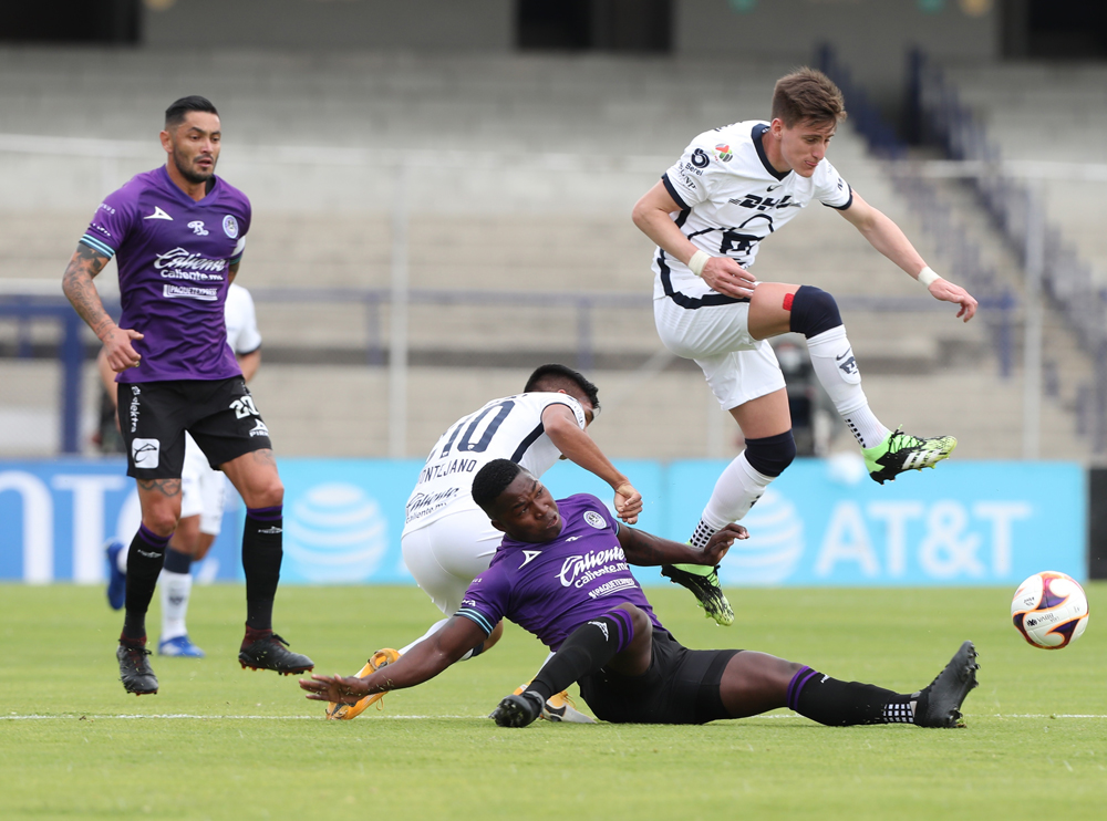 Pumas golea al Mazatlán y avanza en el torneo Clausura - mazatlan-vs-pumas