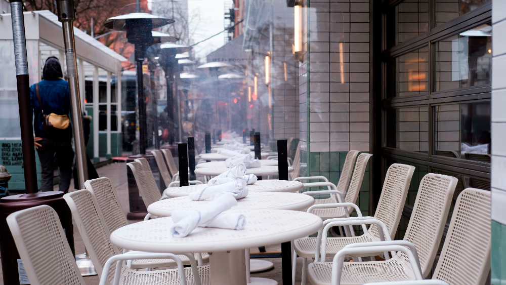 Los restaurantes de Nueva York hacen fila para recibir la vacuna